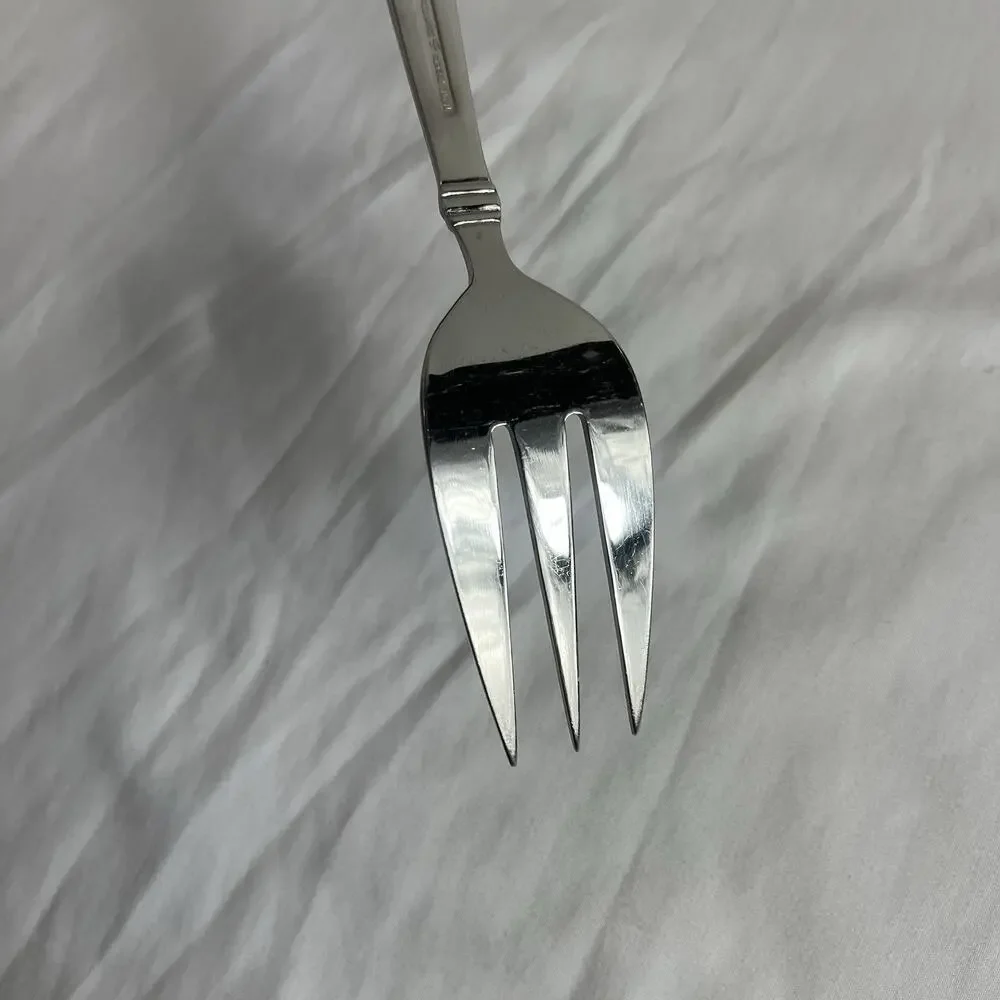 Reed & Barton Heritage Mint Stainless Steal China Serving Fork